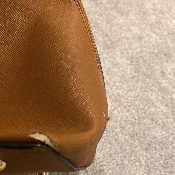 Kate Spade Leather Handbag! - Picture 6 of 13